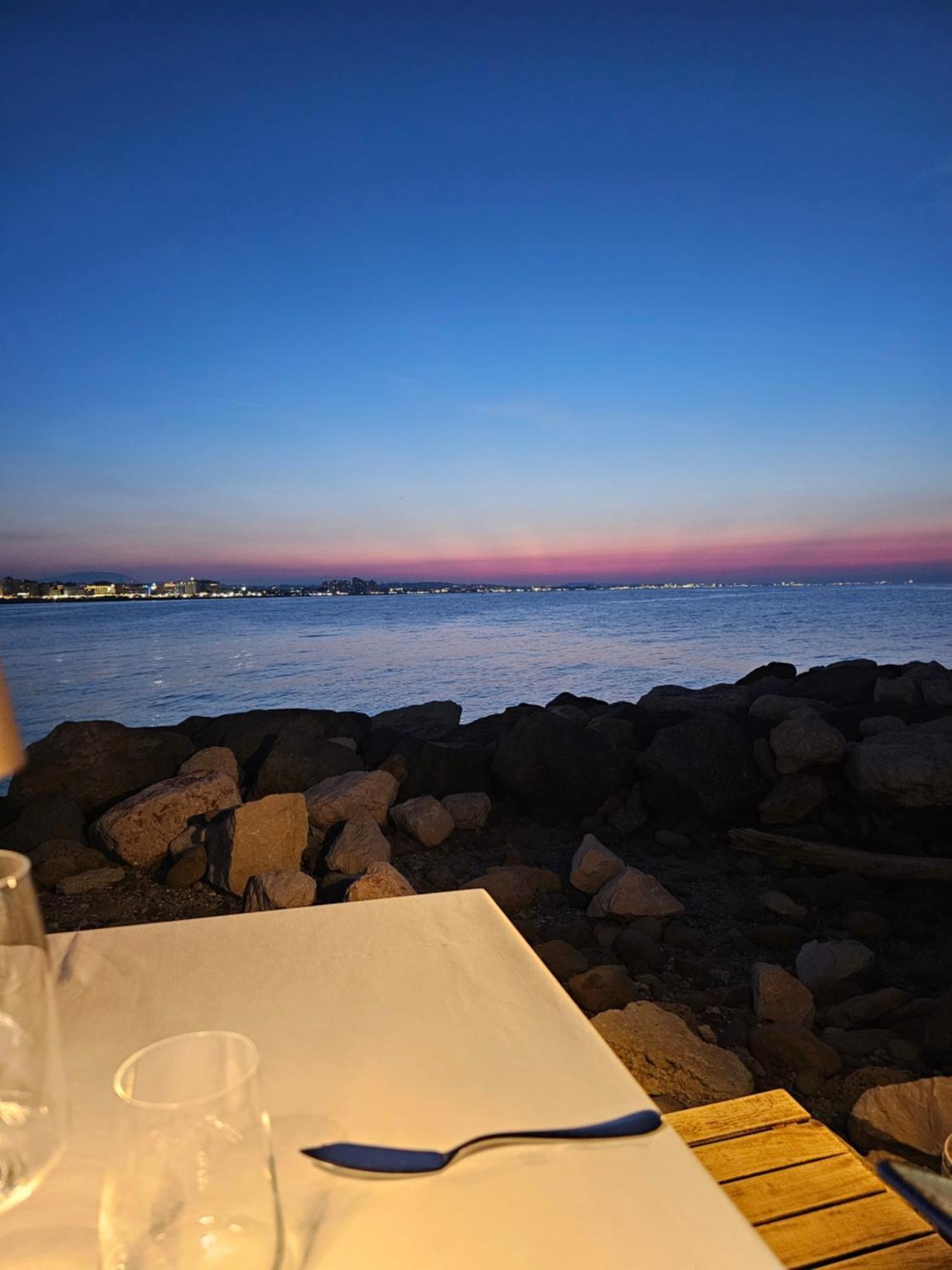 Cattolica Apartments エクステリア 写真